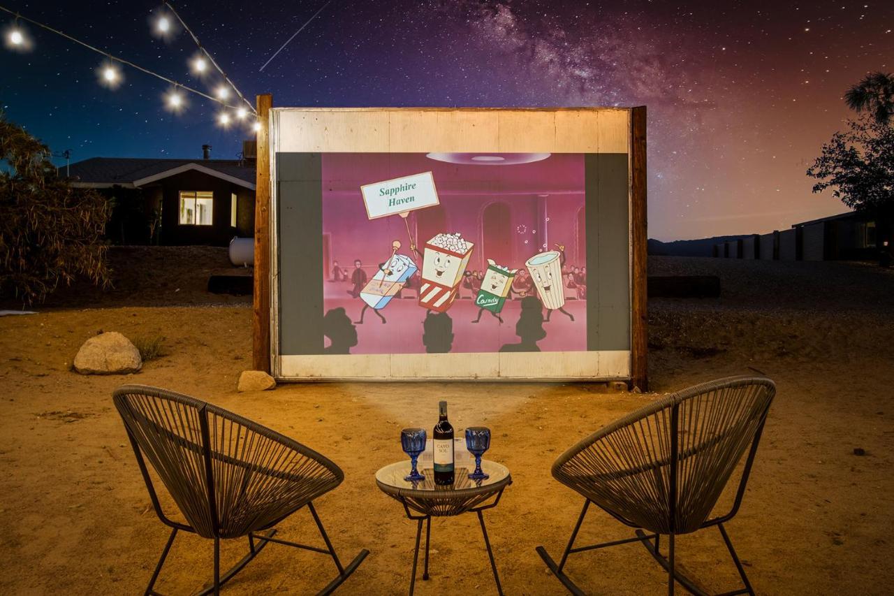 Sapphire Haven + Casita! Pool + Spa + Movie Theatre + 10 Min To Monument! Joshua Tree Ngoại thất bức ảnh